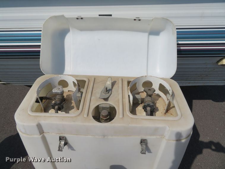 image for item DI2123 1996 Sunnybrook 26DB  camper