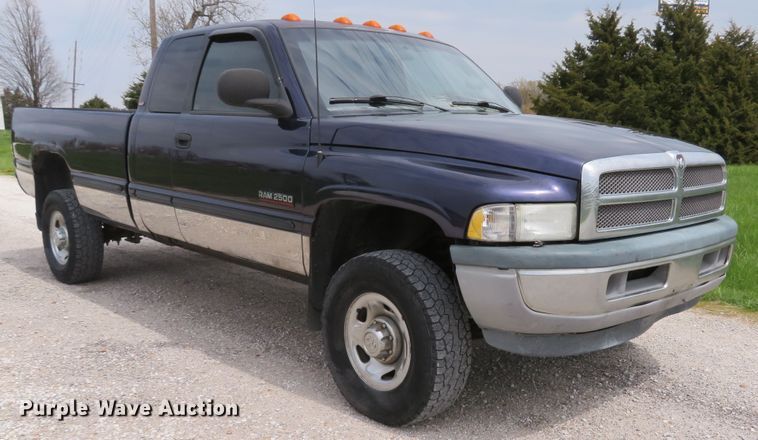 image for item DI2128 1999 Dodge Ram 2500 Laramie SLT  Quad Cab pickup truck