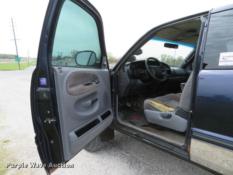 image for item DI2128 1999 Dodge Ram 2500 Laramie SLT  Quad Cab pickup truck