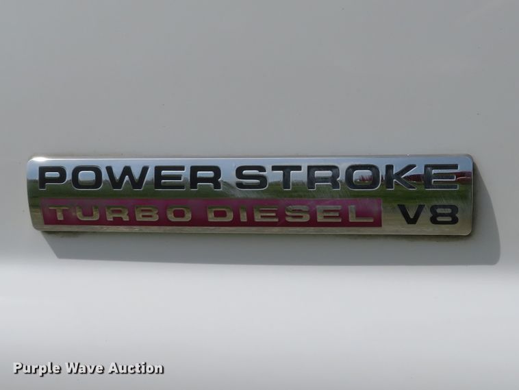 image for item DI2142 2005 Ford F350 Super Duty XL  utility bed pickup truck