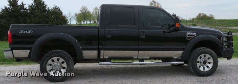 image for item DI2147 2008 Ford F350 Super Duty Lariat  Crew Cab pickup truck