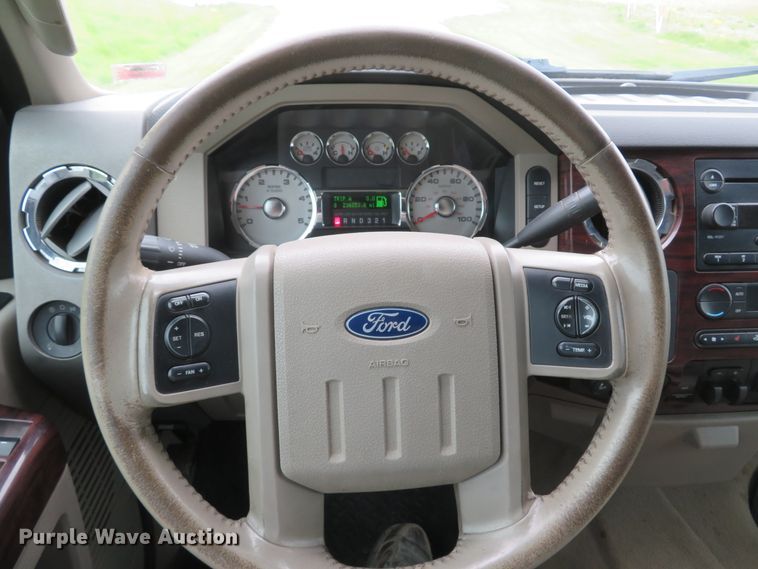 image for item DI2147 2008 Ford F350 Super Duty Lariat  Crew Cab pickup truck