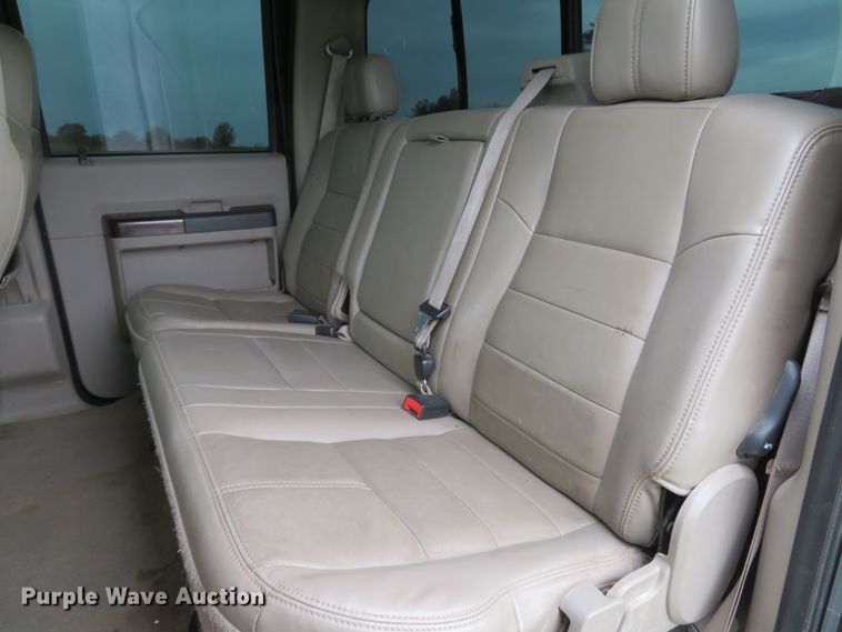 image for item DI2147 2008 Ford F350 Super Duty Lariat  Crew Cab pickup truck