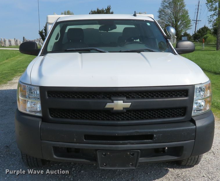 image for item DI2151 2009 Chevrolet Silverado 1500  Ext. Cab kennel bed pickup truck