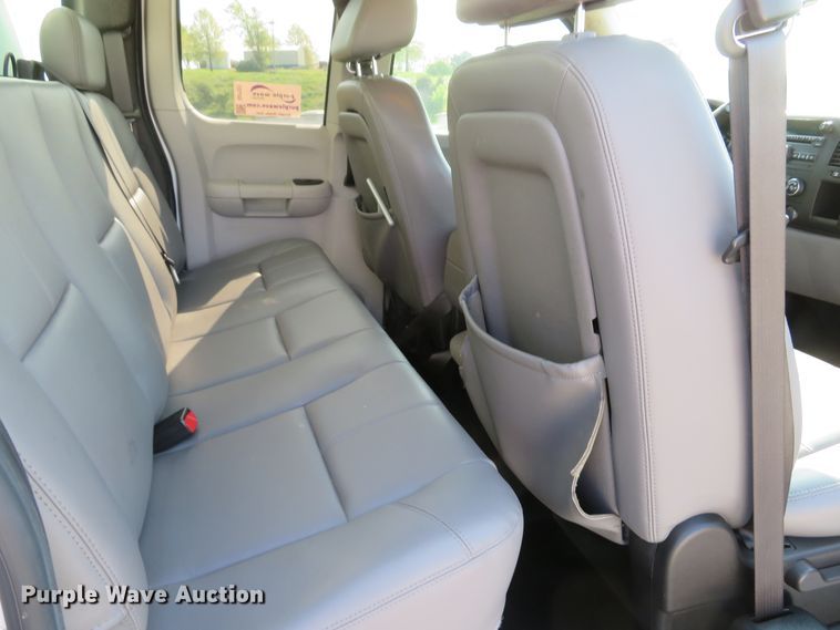 image for item DI2151 2009 Chevrolet Silverado 1500  Ext. Cab kennel bed pickup truck