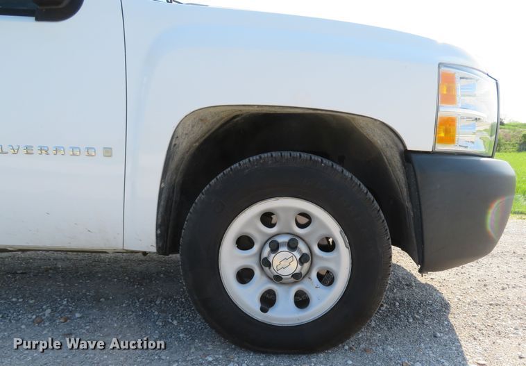 image for item DI2151 2009 Chevrolet Silverado 1500  Ext. Cab kennel bed pickup truck