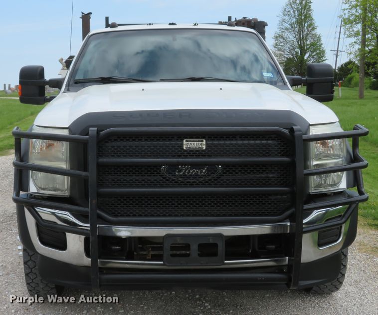 image for item DI2152 2012 Ford F550 Super Duty XL SuperCab utility bed truck