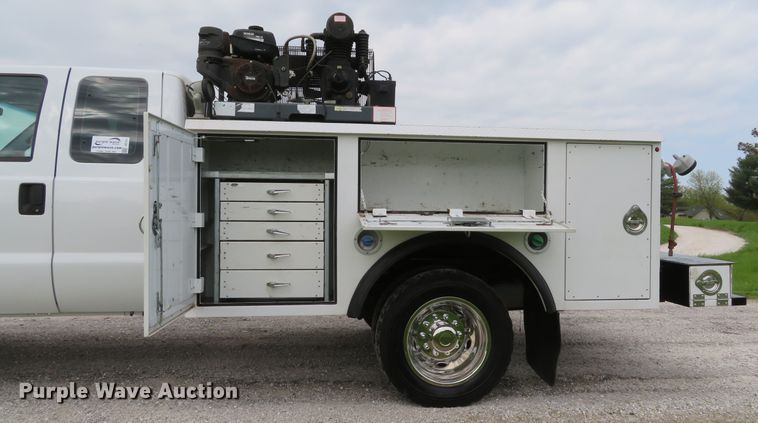image for item DI2152 2012 Ford F550 Super Duty XL SuperCab utility bed truck