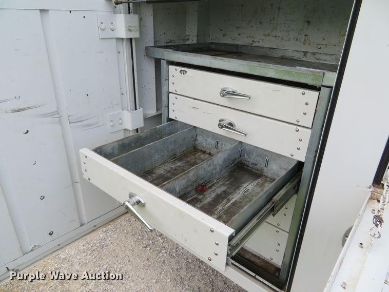 image for item DI2152 2012 Ford F550 Super Duty XL SuperCab utility bed truck