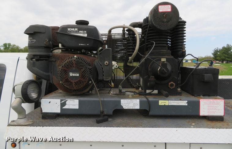 image for item DI2152 2012 Ford F550 Super Duty XL SuperCab utility bed truck