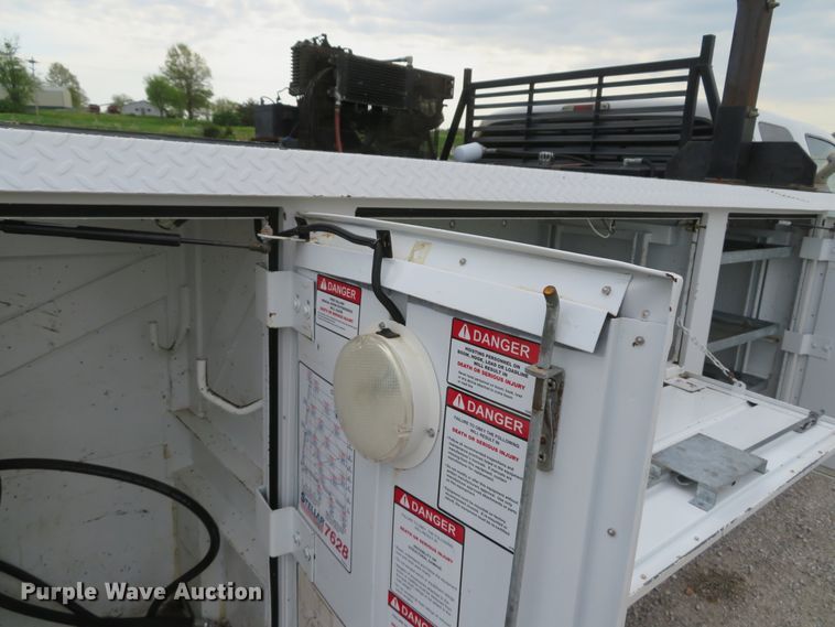 image for item DI2152 2012 Ford F550 Super Duty XL SuperCab utility bed truck