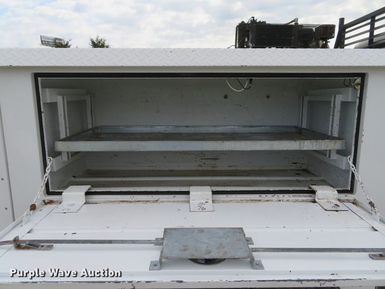 image for item DI2152 2012 Ford F550 Super Duty XL SuperCab utility bed truck