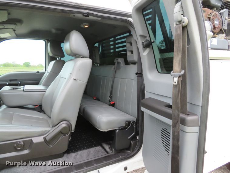 image for item DI2152 2012 Ford F550 Super Duty XL SuperCab utility bed truck