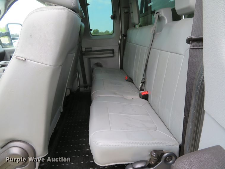 image for item DI2152 2012 Ford F550 Super Duty XL SuperCab utility bed truck