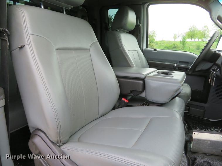 image for item DI2152 2012 Ford F550 Super Duty XL SuperCab utility bed truck