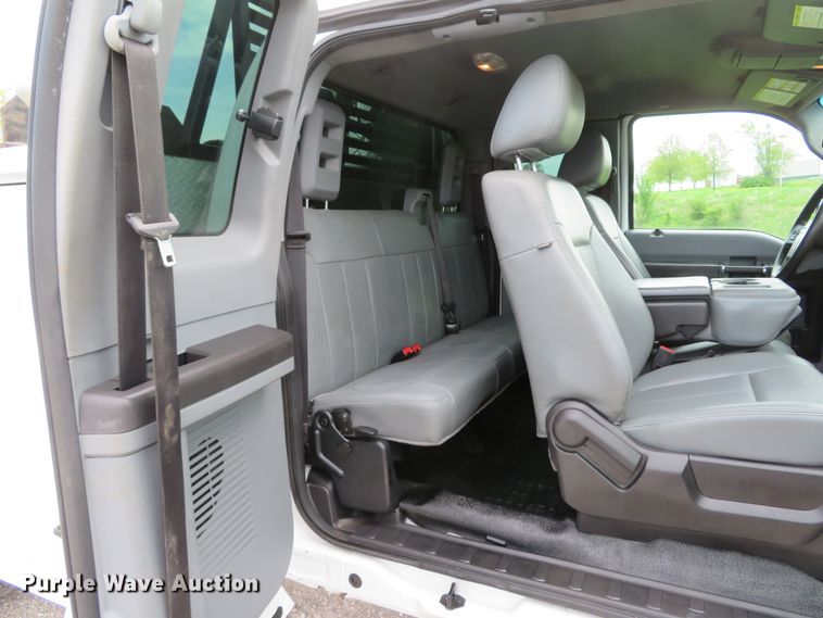 image for item DI2152 2012 Ford F550 Super Duty XL SuperCab utility bed truck