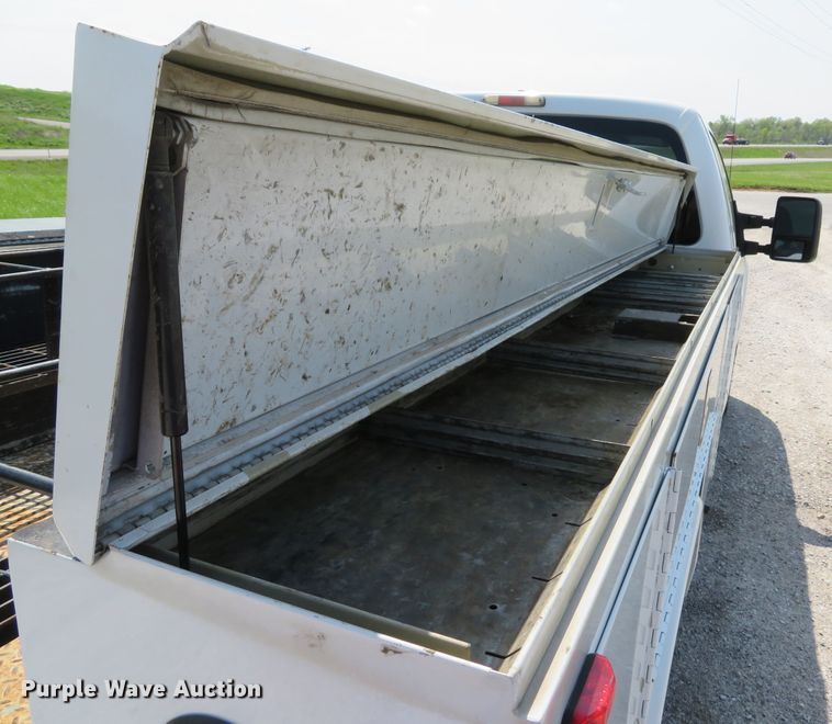 image for item DI2153 2012 Ford F250 Super Duty XL  utility bed pickup truck