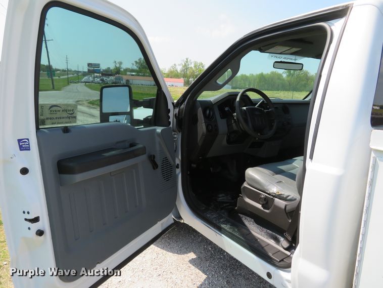 image for item DI2153 2012 Ford F250 Super Duty XL  utility bed pickup truck