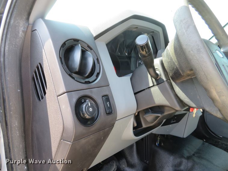 image for item DI2153 2012 Ford F250 Super Duty XL  utility bed pickup truck