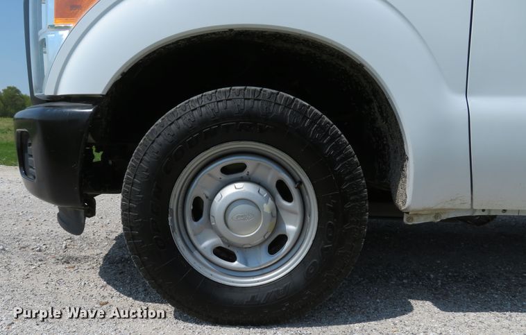 image for item DI2153 2012 Ford F250 Super Duty XL  utility bed pickup truck