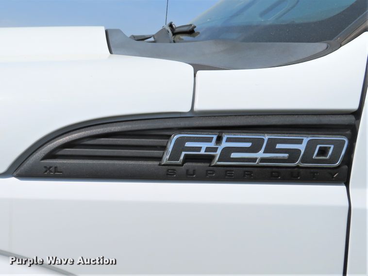 image for item DI2153 2012 Ford F250 Super Duty XL  utility bed pickup truck