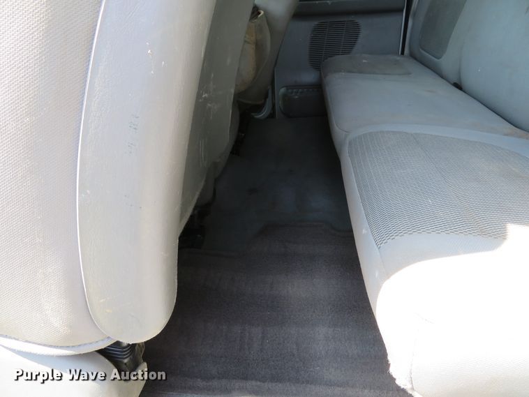 image for item DI2154 2007 Ford F350 Super Duty XLT  SuperCab flatbed pickup truck