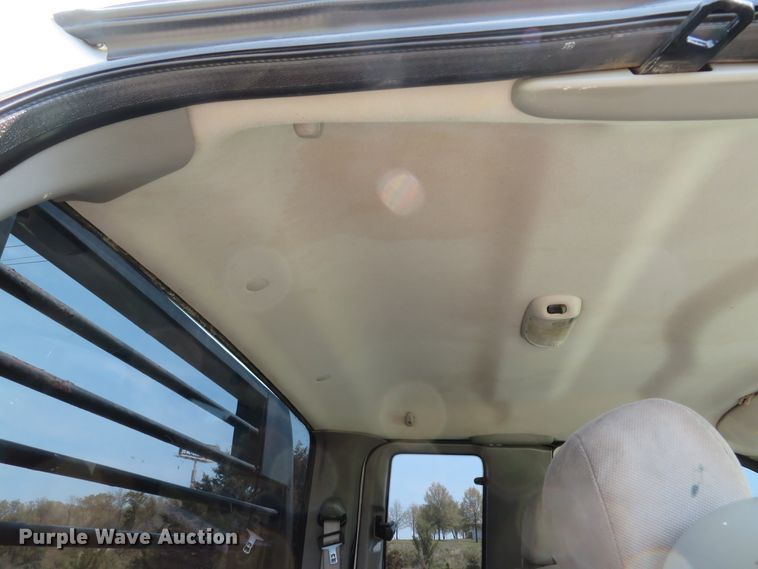 image for item DI2154 2007 Ford F350 Super Duty XLT  SuperCab flatbed pickup truck