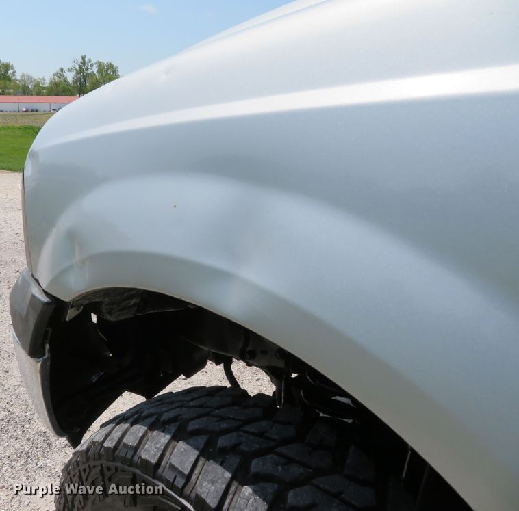 image for item DI2154 2007 Ford F350 Super Duty XLT  SuperCab flatbed pickup truck