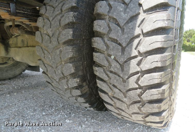 image for item DI2154 2007 Ford F350 Super Duty XLT  SuperCab flatbed pickup truck