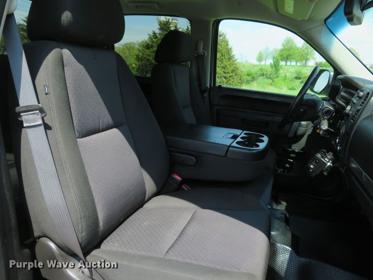 image for item DI2157 2013  Chevrolet Silverado 1500  Crew Cab pickup truck