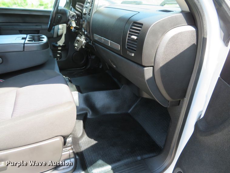 image for item DI2157 2013  Chevrolet Silverado 1500  Crew Cab pickup truck