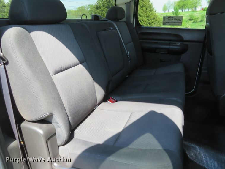 image for item DI2157 2013  Chevrolet Silverado 1500  Crew Cab pickup truck