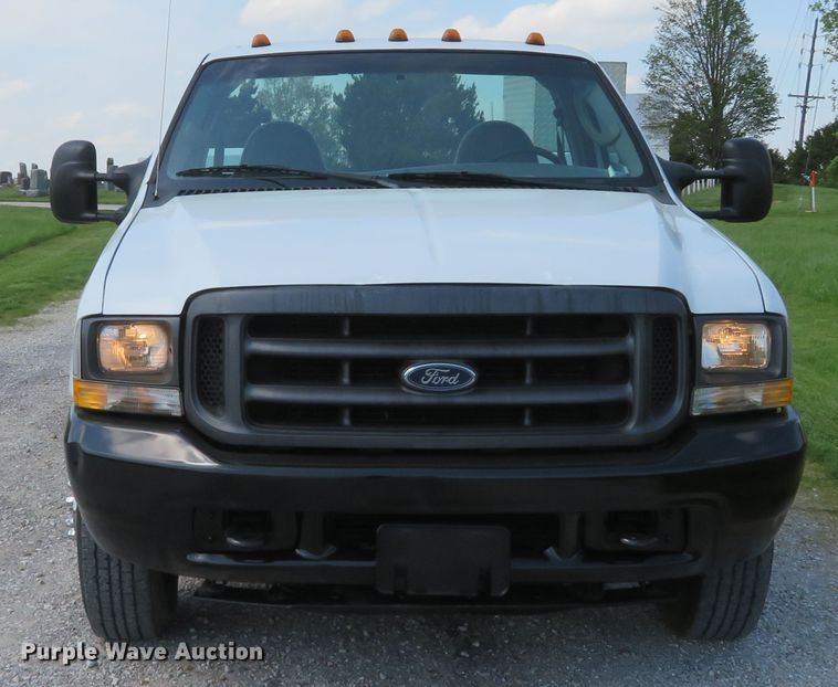 image for item DI2158 2004 Ford F350 Super Duty XL  utility bed pickup truck