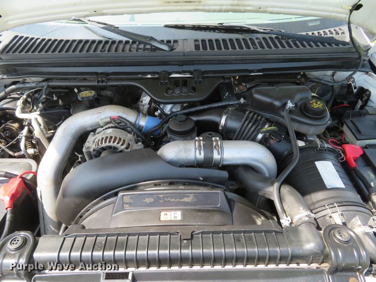 image for item DI2158 2004 Ford F350 Super Duty XL  utility bed pickup truck