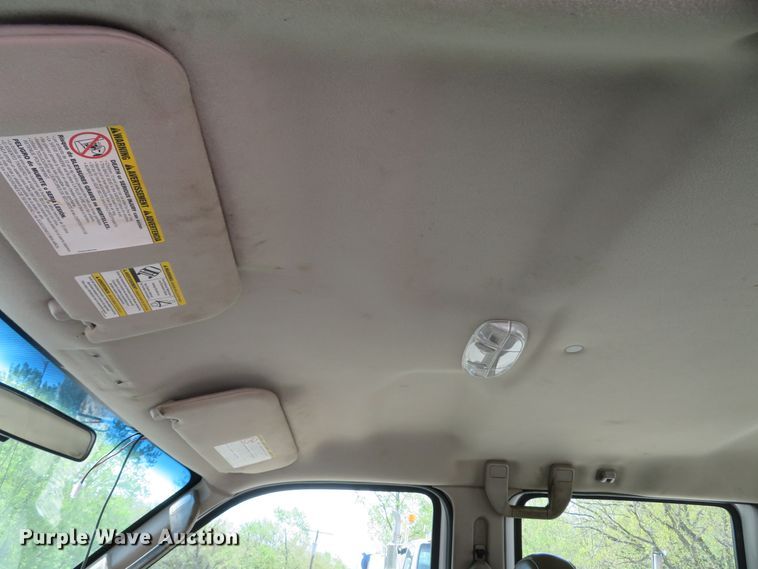 image for item DI2162 2008 Ford F350 Super Duty XL  Crew Cab pickup truck cab and chassis