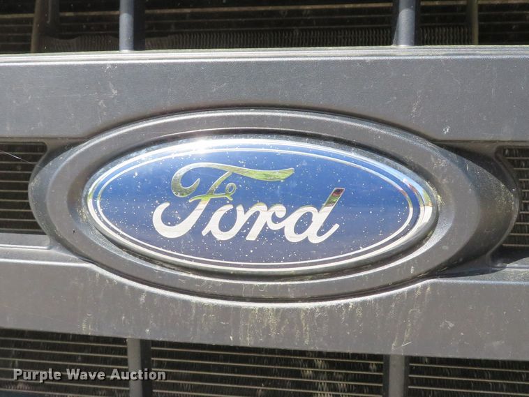 image for item DI2162 2008 Ford F350 Super Duty XL  Crew Cab pickup truck cab and chassis