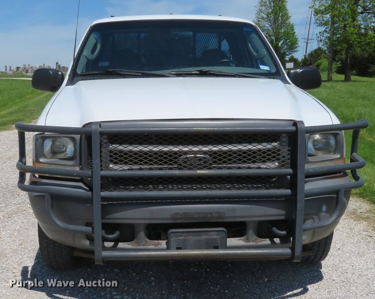 image for item DI2166 2003 Ford F250 Super Duty XL  SuperCab utility bed pickup truck