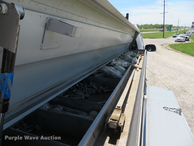 image for item DI2166 2003 Ford F250 Super Duty XL  SuperCab utility bed pickup truck