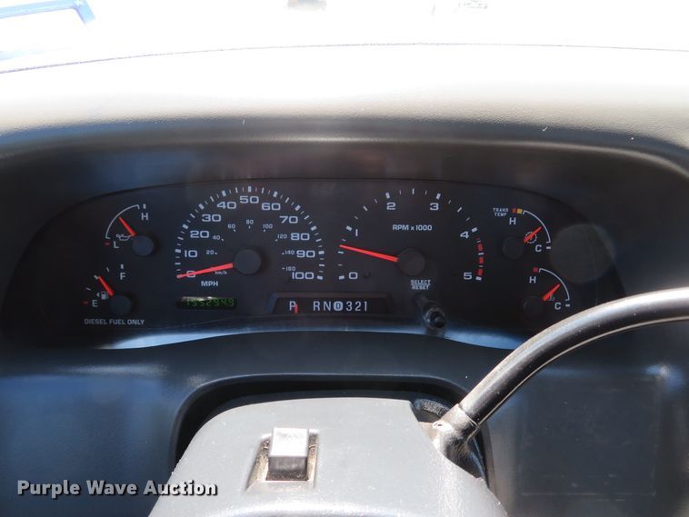 image for item DI2166 2003 Ford F250 Super Duty XL  SuperCab utility bed pickup truck