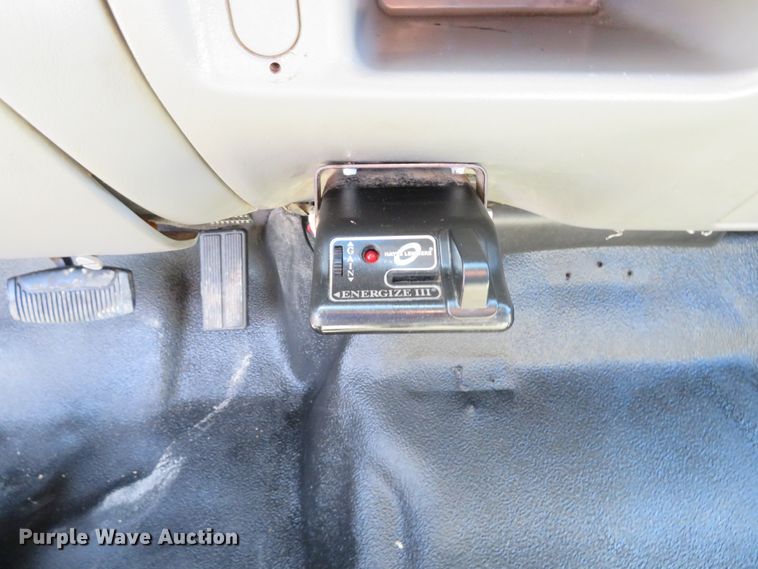 image for item DI2166 2003 Ford F250 Super Duty XL  SuperCab utility bed pickup truck