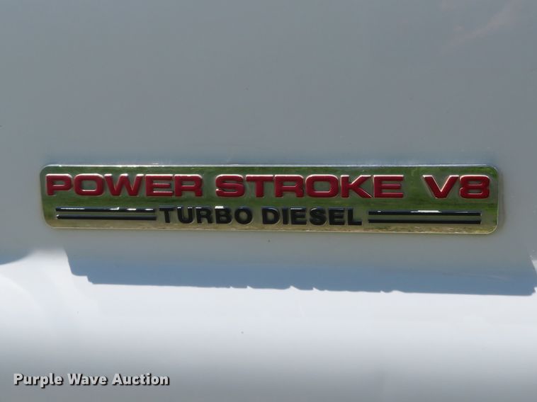 image for item DI2166 2003 Ford F250 Super Duty XL  SuperCab utility bed pickup truck