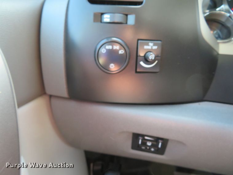 image for item DI2167 2012 Chevrolet Silverado 2500HD  Ext. Cab pickup truck