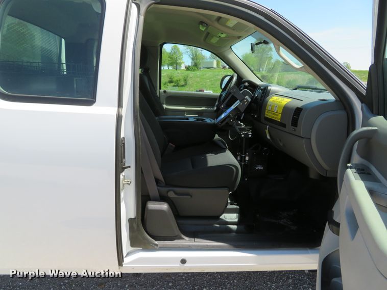 image for item DI2167 2012 Chevrolet Silverado 2500HD  Ext. Cab pickup truck