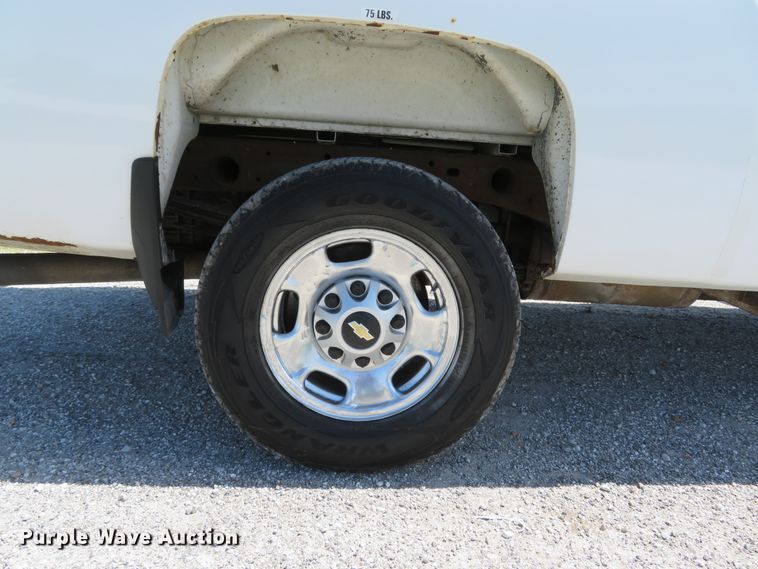 image for item DI2167 2012 Chevrolet Silverado 2500HD  Ext. Cab pickup truck