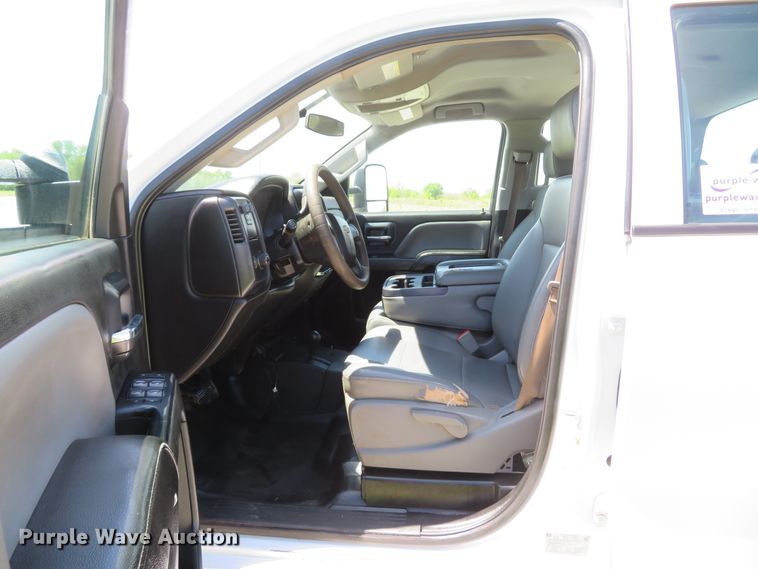 image for item DI2168 2015 Chevrolet Silverado 2500HD  Double Cab pickup truck