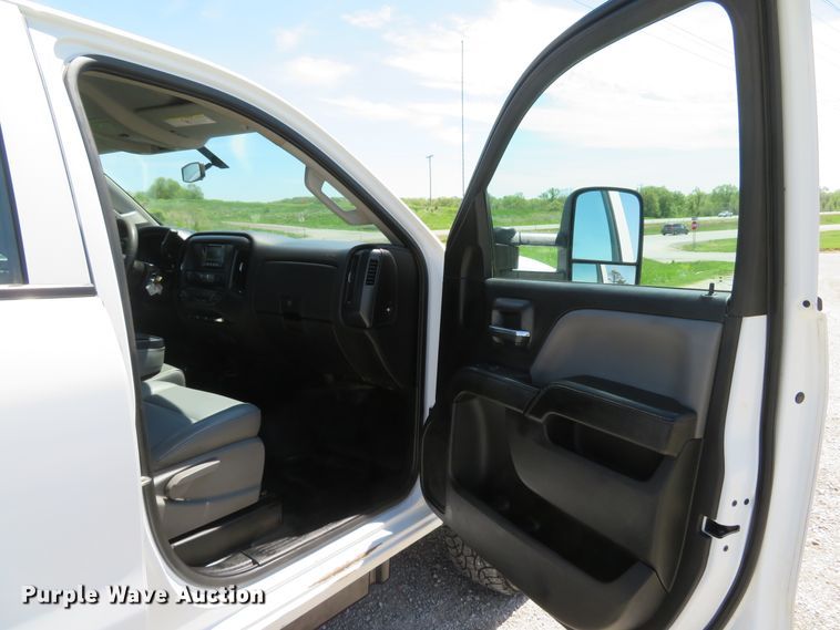 image for item DI2168 2015 Chevrolet Silverado 2500HD  Double Cab pickup truck