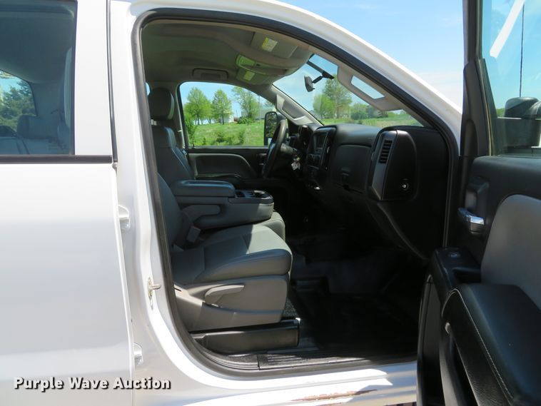 image for item DI2168 2015 Chevrolet Silverado 2500HD  Double Cab pickup truck