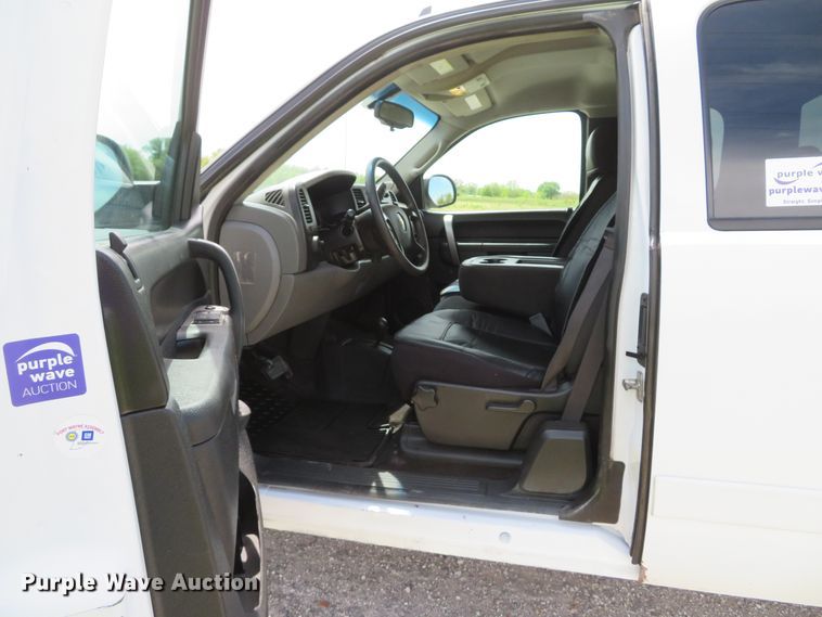 image for item DI2169 2012 Chevrolet Silverado 1500  Ext. Cab pickup truck