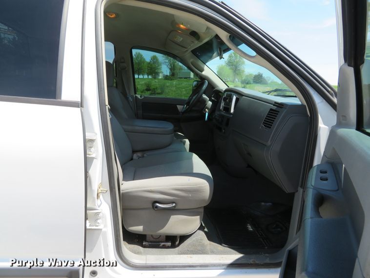 image for item DI2170 2007 Dodge Ram 2500HD  Quad Cab pickup truck