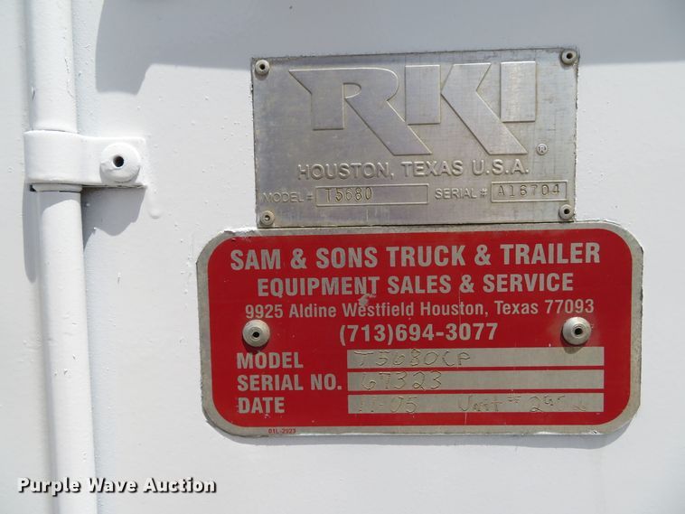 image for item DI2171 2006 Ford F250 Super Duty XL  utility bed pickup truck